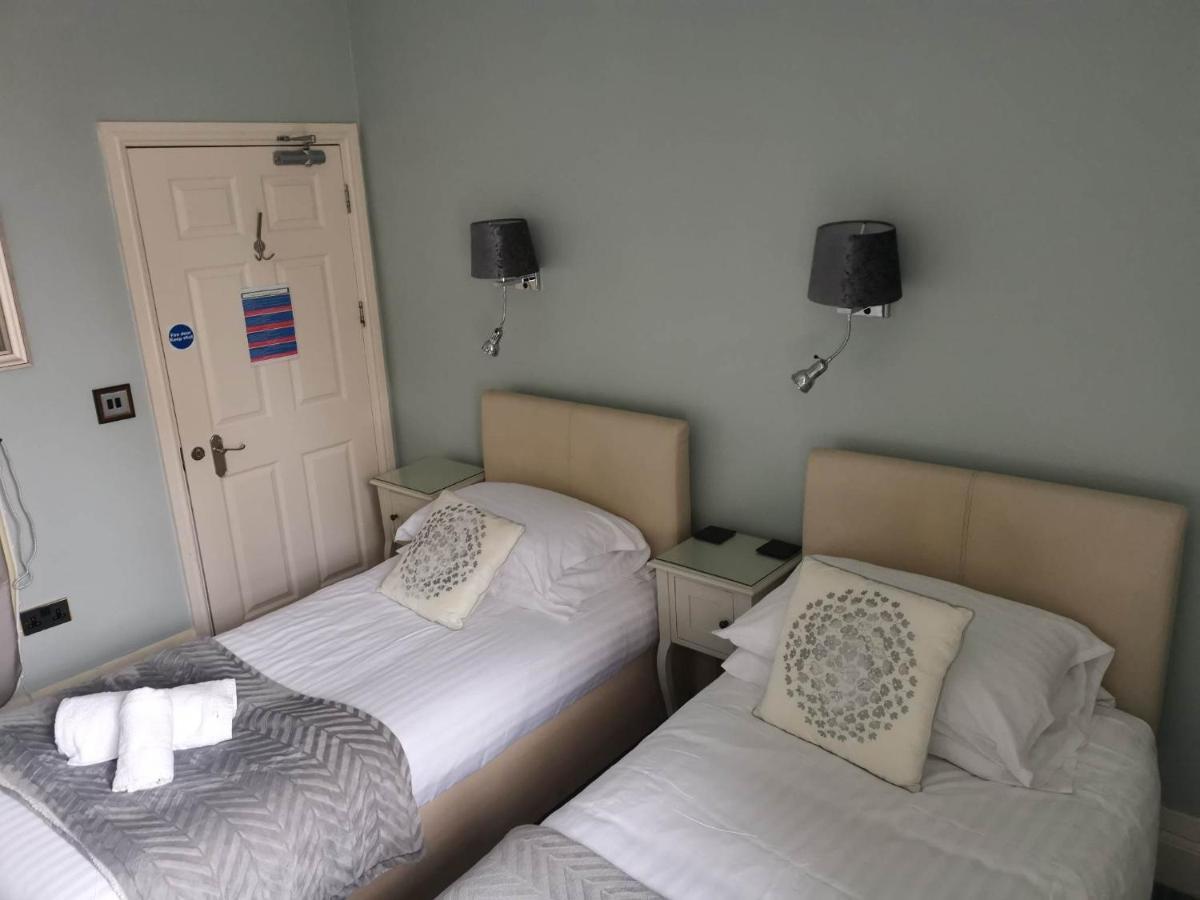 Llety Teifi Guest House Cardigan Luaran gambar