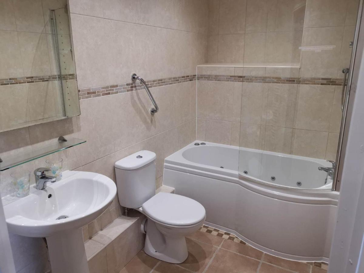 Llety Teifi Guest House Cardigan Luaran gambar