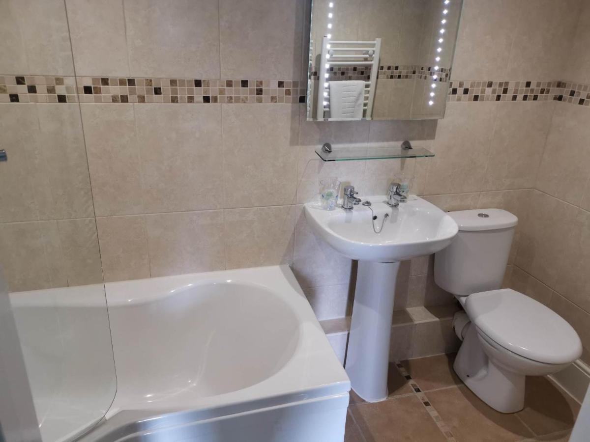 Llety Teifi Guest House Cardigan Luaran gambar