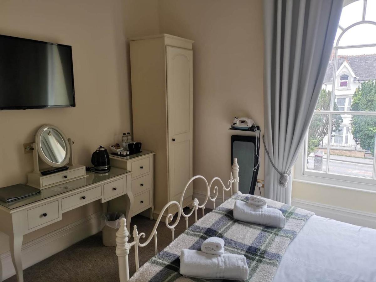 Llety Teifi Guest House Cardigan Luaran gambar